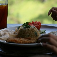 In Bali you can eet delicious food.