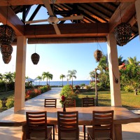 Holiday villa op Bali with covered terrace.